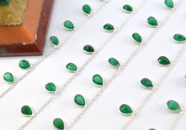 925 Sterling Silver Gold Chain With Green Onyx in 6.00x4.00mm - ROS2-6424