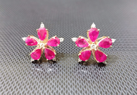 18K Solid Yellow Gold Diamond Earring With Natural Pear Shape Ruby.