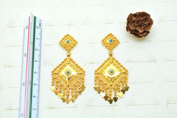  18K Solid Yellow Gold Earring With Turquoise  Stone Studded, (Square Shape), SGTAN-1223, Sold By 1 Pcs.