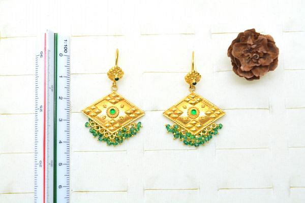 18K Solid Yellow Gold Earring-  Marquise Shape And Emerald Stone Studded, SGTAN-1228, Sold By 1 Pcs.