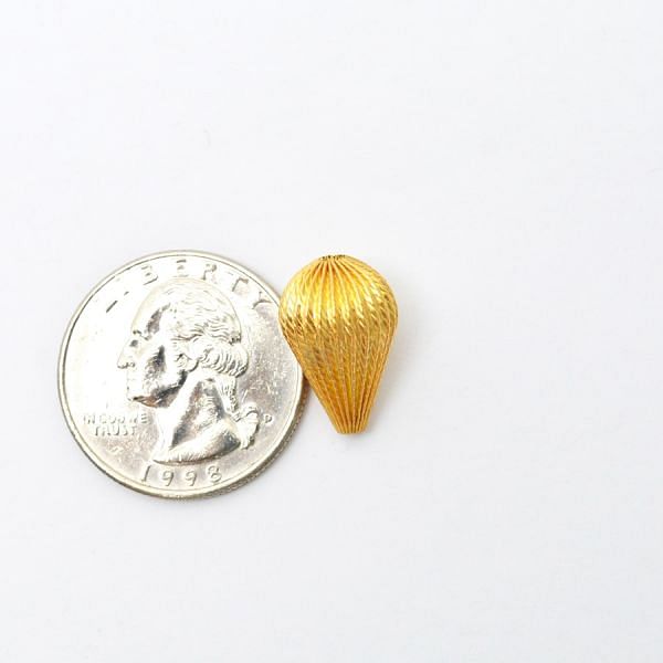 18K Solid Yellow Gold Drop Shape Plain Lining Finishing 16,5X11mm Bead, SGTAN-0317, Sold By 1 Pcs.