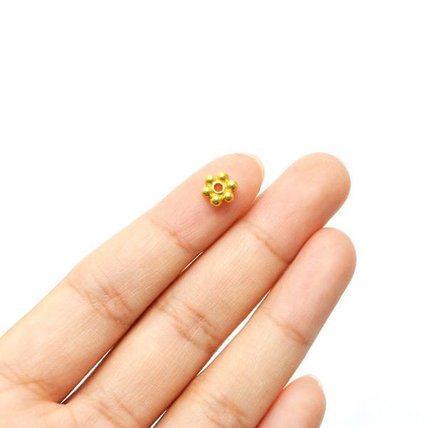 Plain 18 Carat Solid Gold Beads In Flower Shape With 6.5X2.0 mm Size 