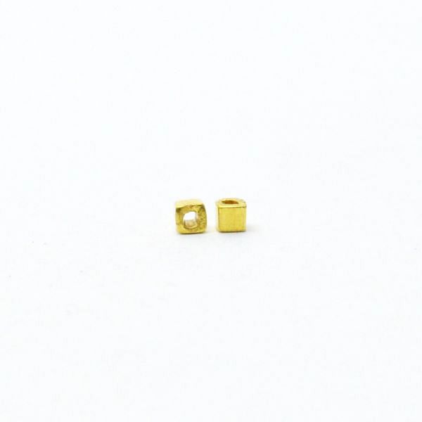 1,4X1,5 mm 18k Solid Gold Beads in Square Shape With Plain Finished, SGTAN-0484, Sold By 10 Pcs.