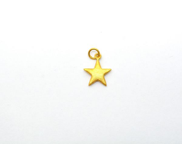 18 Karat Solid Gold Star Shape Charm Pendant , 13X10,5X6,3X1,1 mm Size, SGTAN-0509, Sold By 1 Pcs.