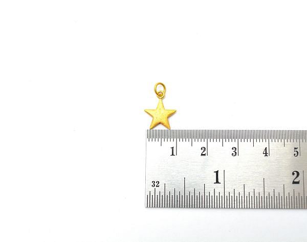 18 Karat Solid Gold Star Shape Charm Pendant , 13X10,5X6,3X1,1 mm Size, SGTAN-0509, Sold By 1 Pcs.