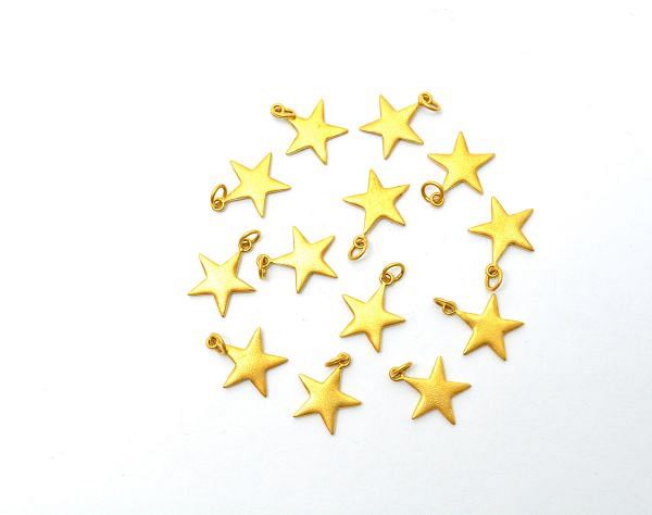 
15,7X13X8X1,2 mm 18k Solid Gold Star Charm Pendant With Plain Finished, SGTAN-0510, Sold By 1 Pcs.