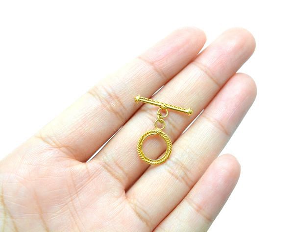 18k Solid Yellow Gold Toggle Clasp In Shape Toggle Wire Shiny Finish, 11X1,19X1,5mm, SGTAN-0532, Sold By 1 Pcs.
