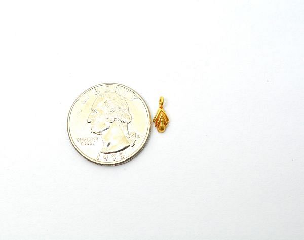 18K Solid Yellow Gold Plain Leaves Shape Plain Finished, 10X5X2mm Pendant 10X5X2mm, SGTAN-0538, Sold By 1 Pcs.
