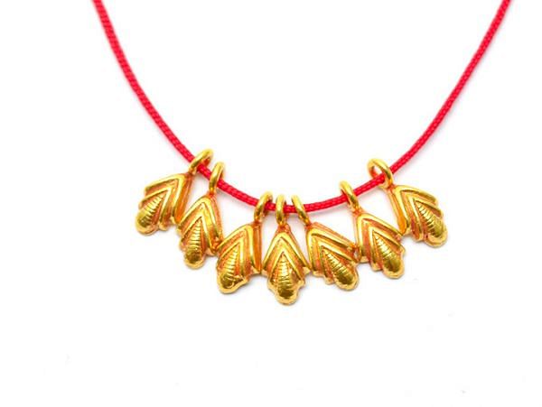 18K Solid Yellow Gold Plain Leaves Shape Plain Finished, 10X5X2mm Pendant 10X5X2mm, SGTAN-0538, Sold By 1 Pcs.
