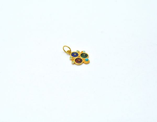  18K Solid Gold Charm Flower Shape Pendant - 18X14mm Size  - SGTAN-0796, Sold By 1 Pcs.