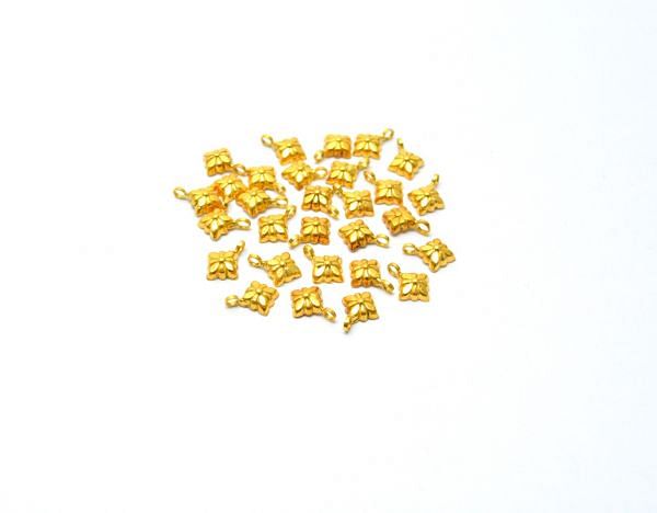  18K Solid Gold Charm Pendant - Flower in Shape , 10X7X2.5mm Size  - SGTAN-0849, Sold By 1 Pcs.