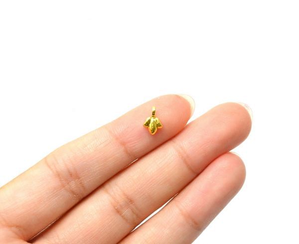 Beautiful  18k Solid Gold Charm Pendant - Flower in Shape , 8X6X2 mm Size - SGTAN-0864 Sold by 2 Pcs 