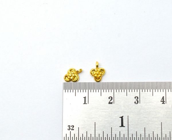  18k Solid Gold Charm Pendant With Flower Shape , 8X6X2mm size    - SGTAN-0866 Sold by 2 Pcs 