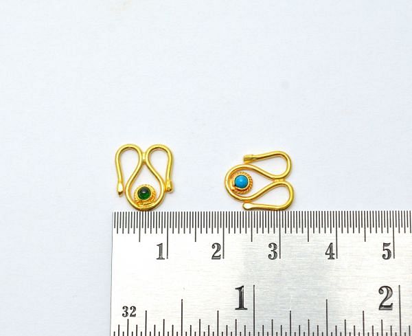  Handmade 18K Solid Gold Charm Pendant - S-clasp lock in Shape , 11X12X2mm Size  - SGTAN-0885, Sold By 1 Pcs.