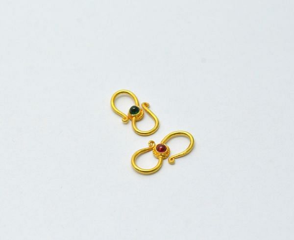  Clasp Studded With Hydro Stones. Amazingly Crafted S- Clasp Lock in 18k Solid Gold, Sold By 1pcs