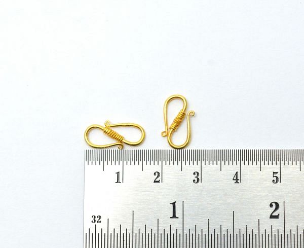 18K Handmade Solid Yellow Gold S- Clasp in Shiny Finish. 15X7mm Amazingly Crafted S- Clasp Lock in 18k Solid Gold, Sold By 1pcs
