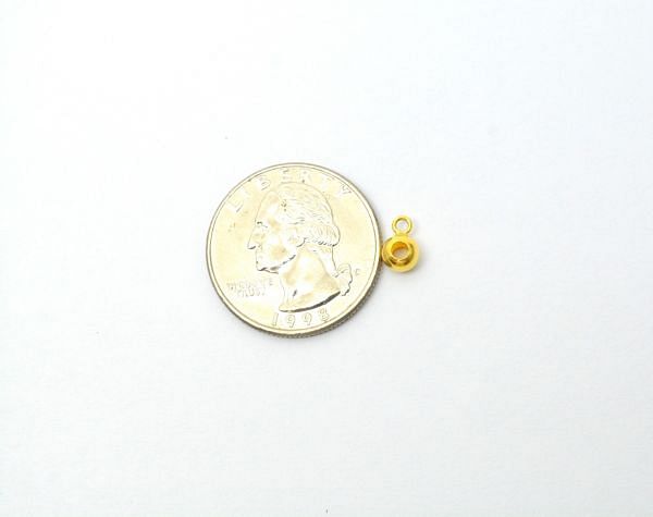 Beautiful 18k Solid Yellow Gold Round Charm Pendent. 8X5mm Handmade 18k Gold Charm Pendent in Shiny Finish. Sold By 1 pcs