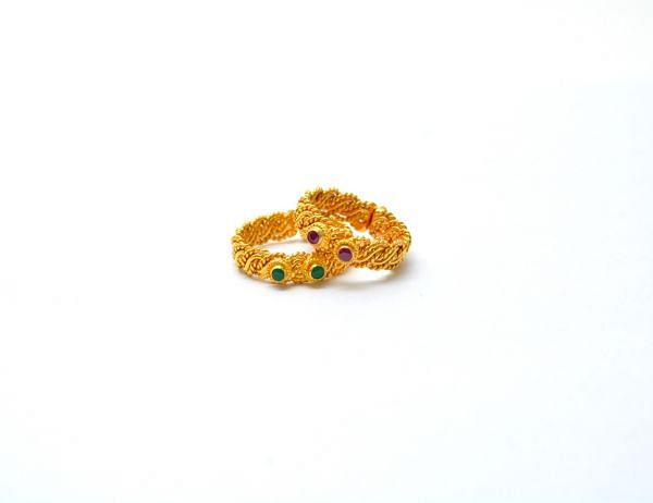 Amazing 18K Yellow Gold Handmade Free Size Ring With Hydro Stones. Beautiful Ring Studded With Stones in Solid 18k Yellow Gold. Sold by 1 pcs