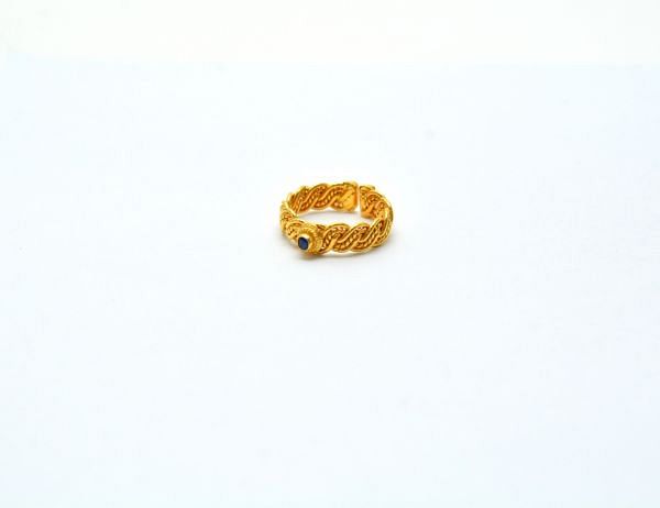 Beautiful 18k Solid Yellow Gold Ring With Hydro Stones. Handmade And Very Lightweight Free Size Ring in 18k Gold. Sold By 1 pcs