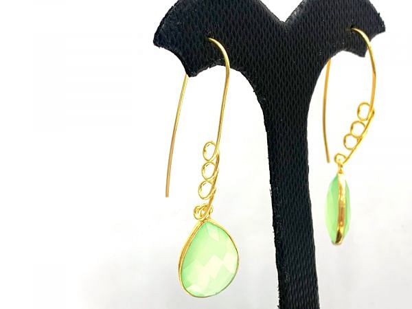 925 Sterling Silver Earring -  Light Green Chalcedony(5.2cm), Sold By 1Pair