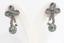  925 Sterling Silver Diamond Earring Studded With Natural Emerald Stone - J-2118